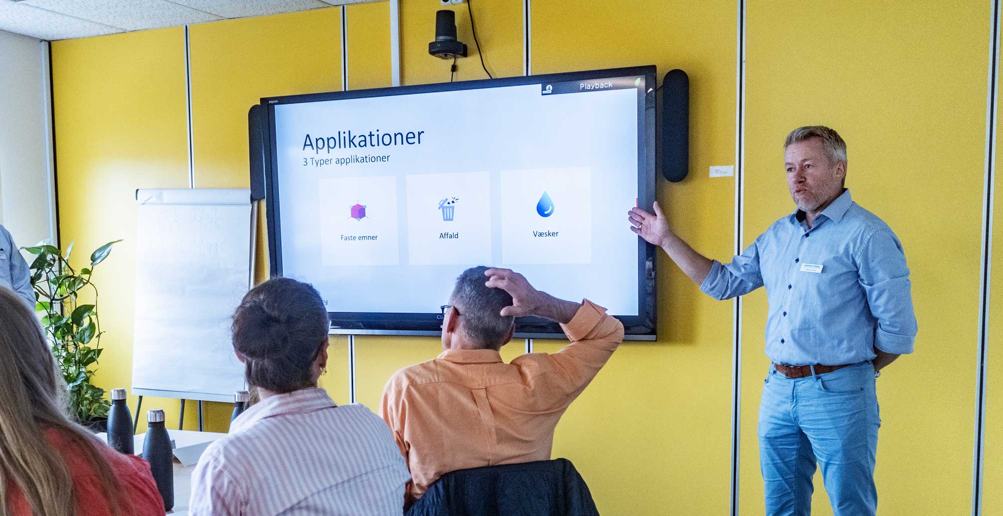 Seminar RJ Gul Væg 2 1000